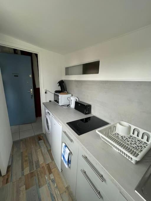 Appart Chu Rouen Lapeche Topskyhome Екстер'єр фото