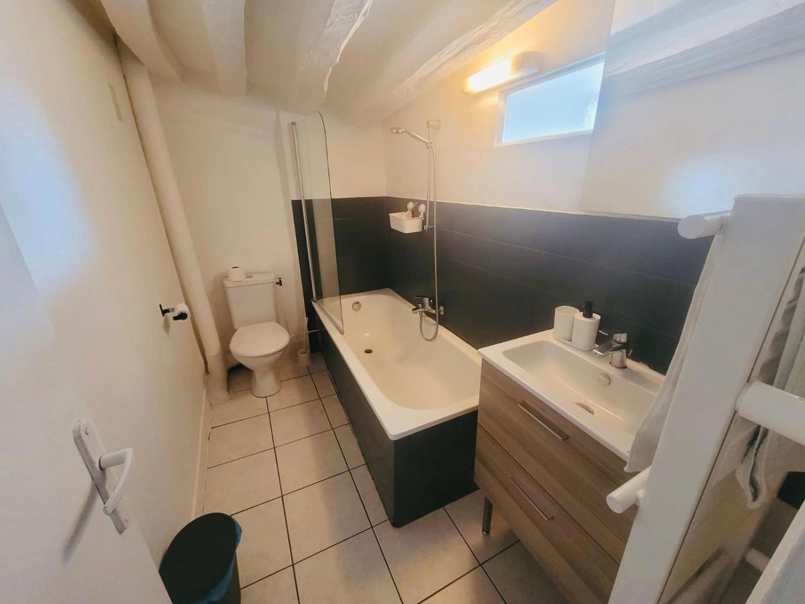 Appart Chu Rouen Lapeche Topskyhome Екстер'єр фото